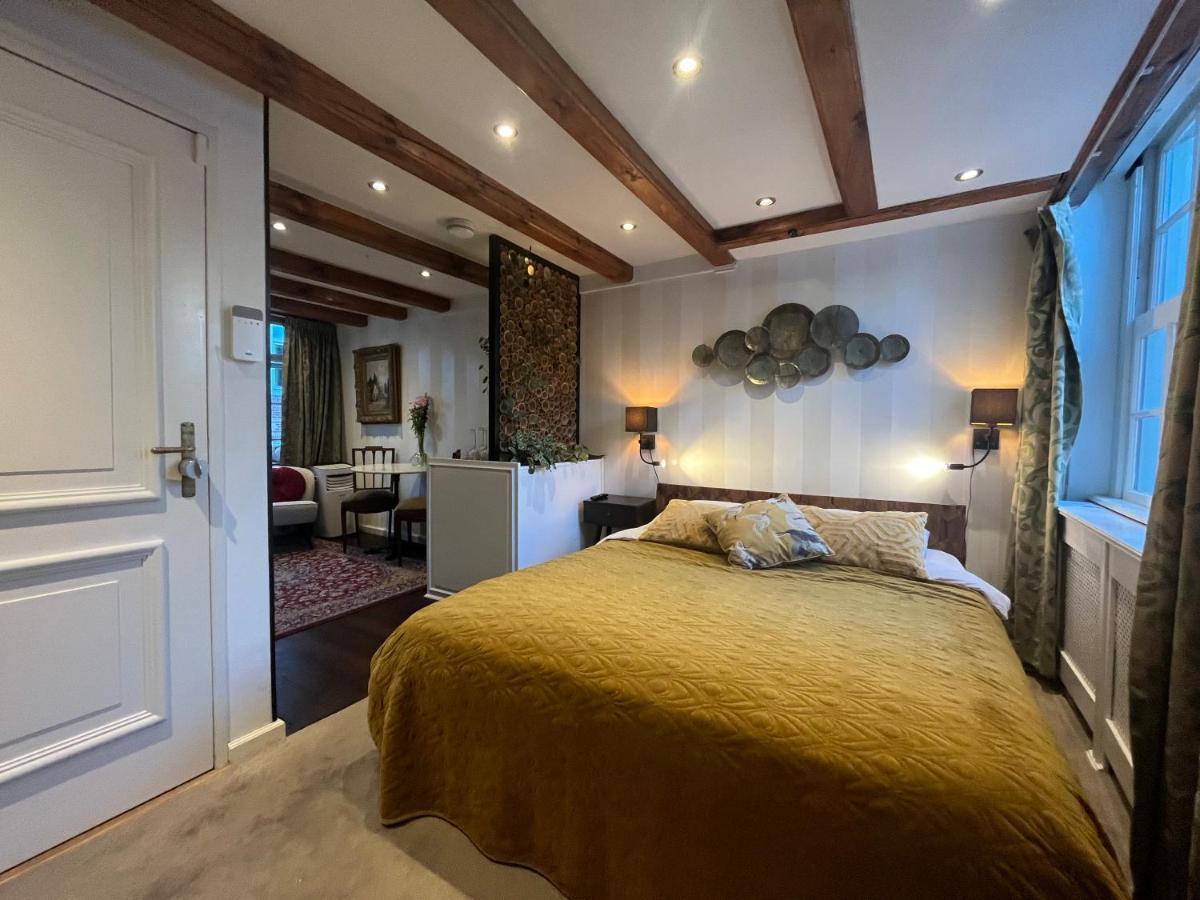 The Enlightened House Luxury Suites Амстердам Екстериор снимка